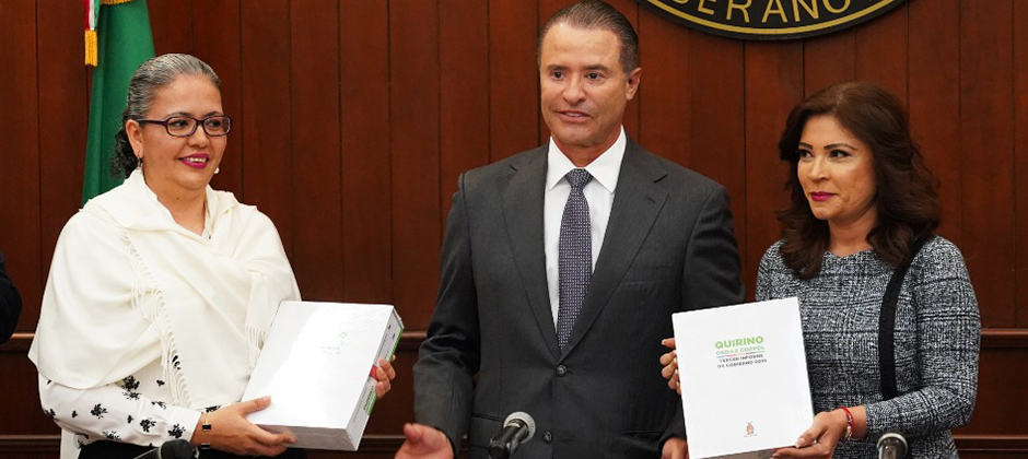 Recibe Congreso del Estado Tercer Informe de Labores de Quirino Ordaz ...