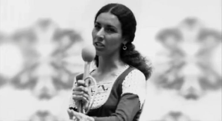 Imagen de la finada artista Amparo Ochoa.