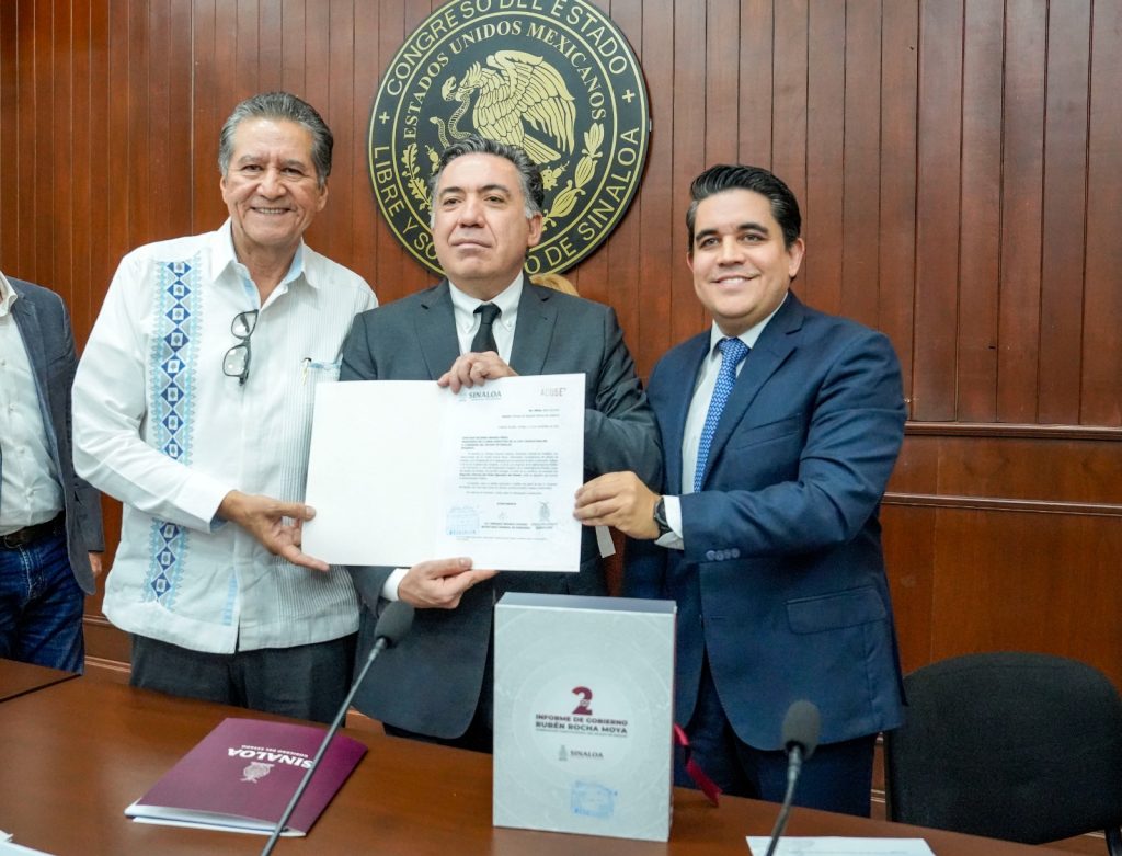 Recibe Congreso Segundo Informe de Labores del Ejecutivo del Estado - H ...