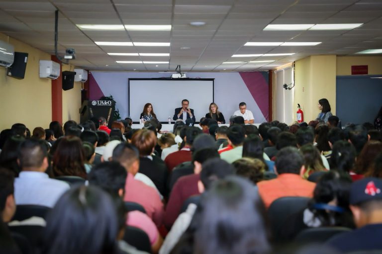 Diputados concluyen consulta sobre reforma a Ley Orgánica de la UAdeO ante decenas de estudiantes y docebtes,